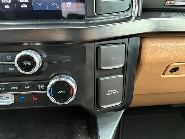 2024 Ford F-350 Crew Cab Lariat 4x4 Dually Diesel