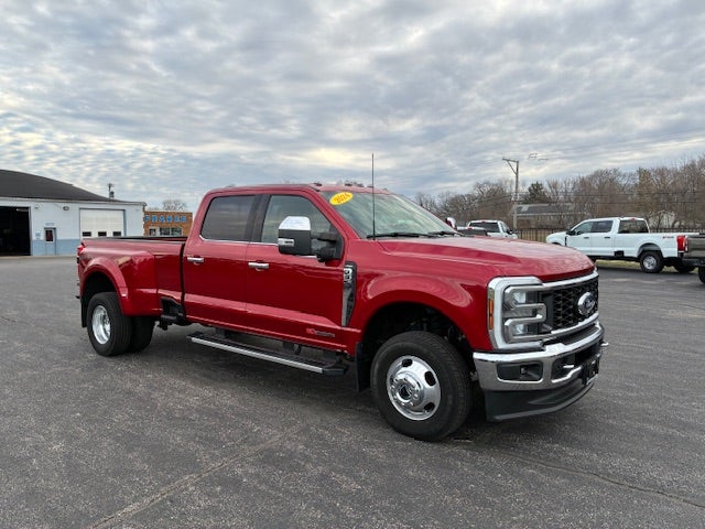 2024 Ford F-350 Crew Cab Lariat 4x4 Dually Diesel