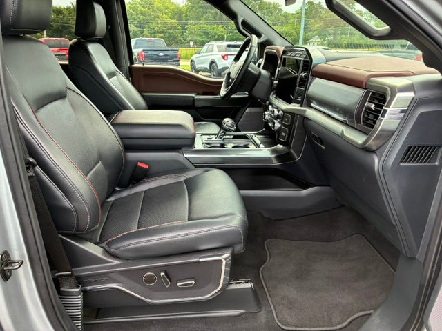 2023 Ford F-150 Crew Cab LARIAT SPORT 4X4
