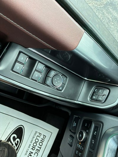 2023 Ford F-150 Crew Cab LARIAT SPORT 4X4