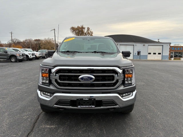 2022 Ford F-150 Crew Cab XLT 4x4 5 1/2 FT Box