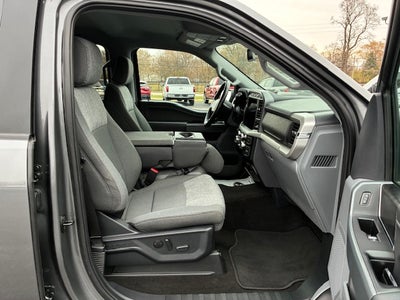 2022 Ford F-150 Crew Cab XLT 4x4 5 1/2 FT Box