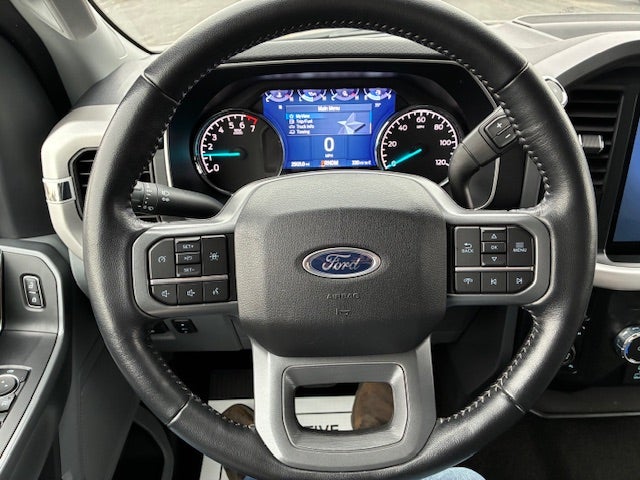 2022 Ford F-150 Crew Cab XLT 4x4 5 1/2 FT Box