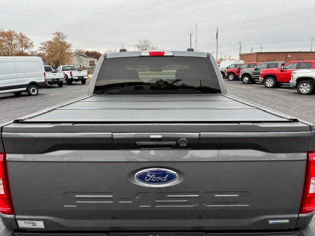 2022 Ford F-150 Crew Cab XLT 4x4 5 1/2 FT Box