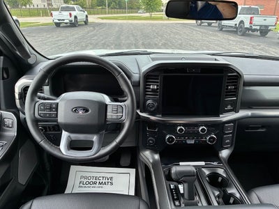 2025 Ford F-150 Crew Cab Lariat Gas 4x4