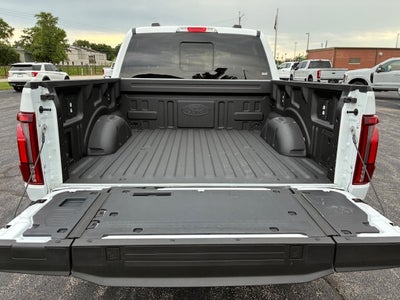 2025 Ford F-150 Crew Cab Lariat Gas 4x4