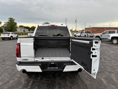 2025 Ford F-150 Crew Cab Lariat Gas 4x4