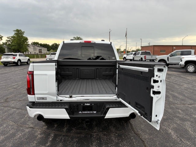 2025 Ford F-150 Crew Cab Lariat Gas 4x4