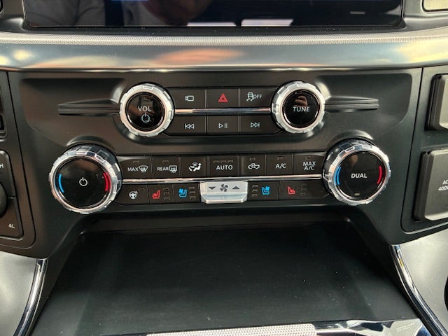 2025 Ford F-150 Crew Cab Lariat 4x4