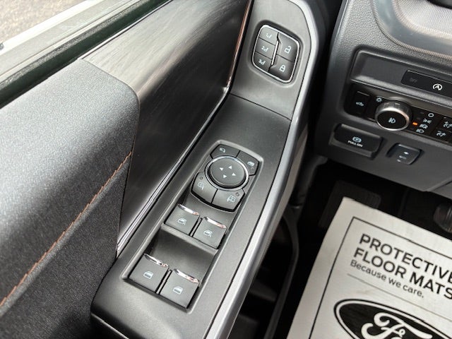 2025 Ford F-150 Crew Cab Lariat 4x4