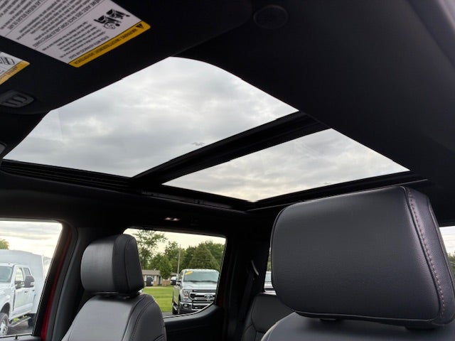 2025 Ford F-150 Crew Cab Lariat 4x4