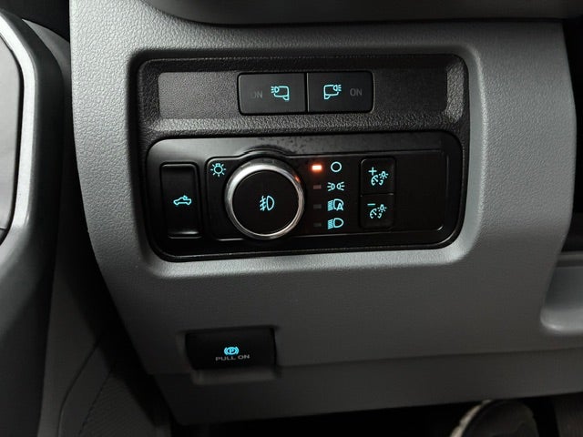 2023 Ford F-350 Regular Cab XLT Diesel 4x4