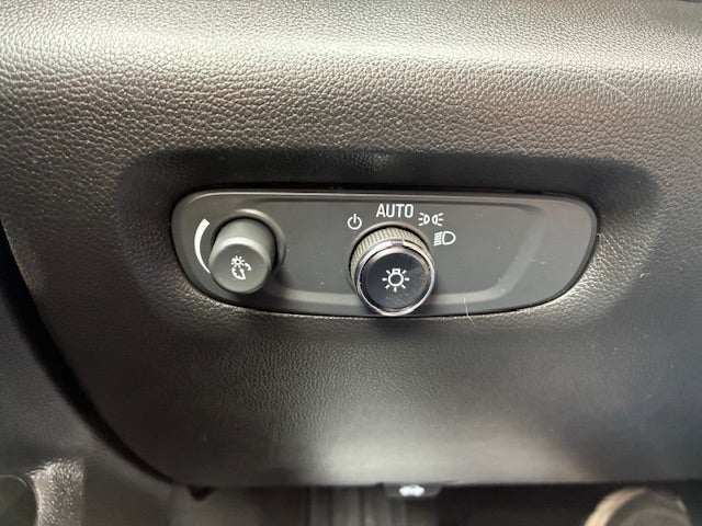 2023 Chevrolet Traverse AWD 3LT Leather