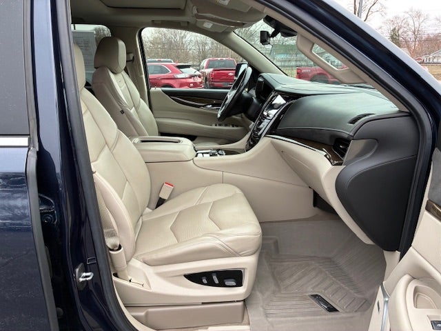 2020 Cadillac Escalade Luxury 4x4