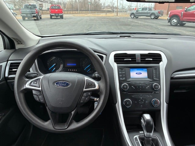 2013 Ford Fusion SE Front Wheel drive