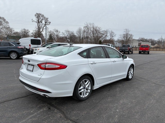 2013 Ford Fusion SE Front Wheel drive