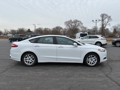 2013 Ford Fusion SE Front Wheel drive