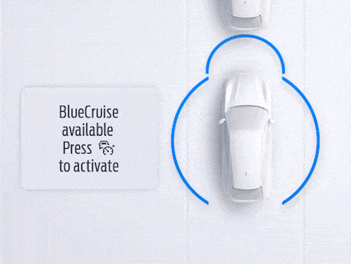 Gif of white vehicle entering a BlueZone where BlueCruise becomes available.
